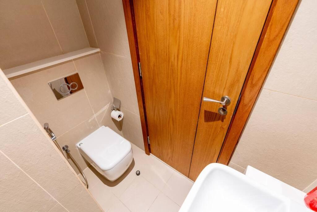 Apartment 2 Bedrooms In Al Reem Island Near Cleveland Clinic *