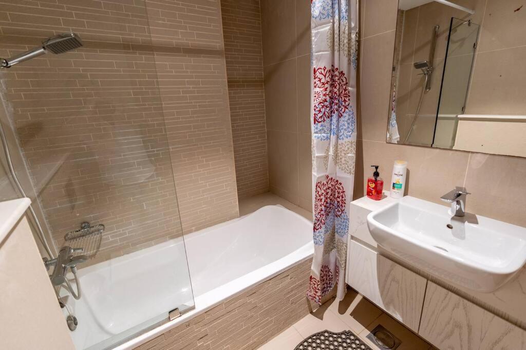 2 Bedrooms In Al Reem Island Near Cleveland Clinic Abu Dhabi