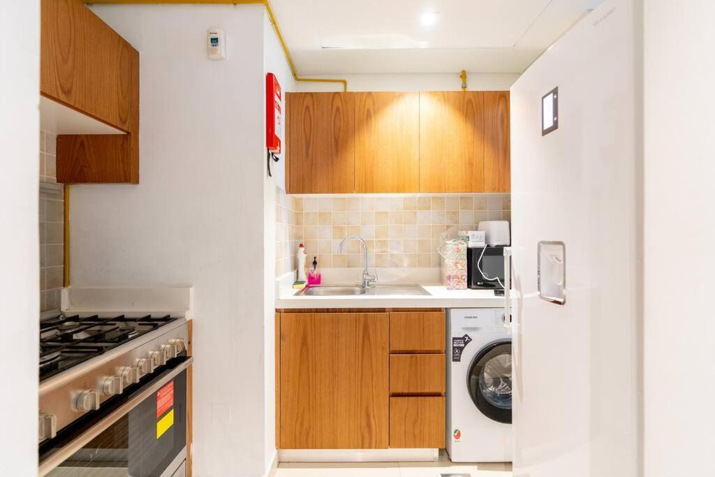 2 Bedrooms In Al Reem Island Near Cleveland Clinic * Abu Dhabi